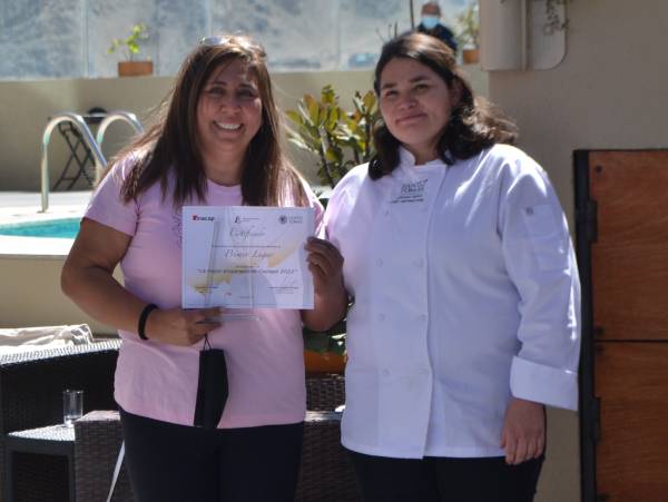 Todo un éxito resultó concurso la “Mejor Empanada de Copiapó”