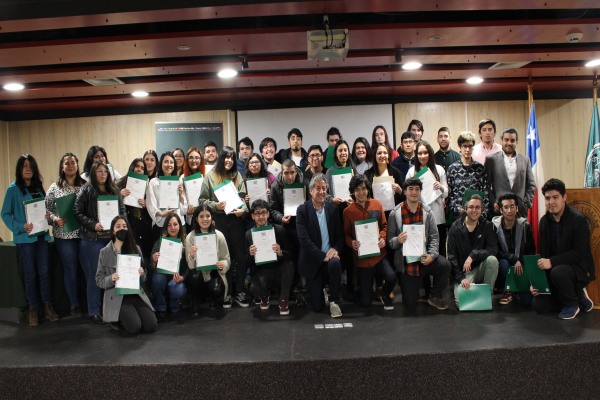 Área de diseño de Santo Tomás Valdivia certifica a sus estudiantes