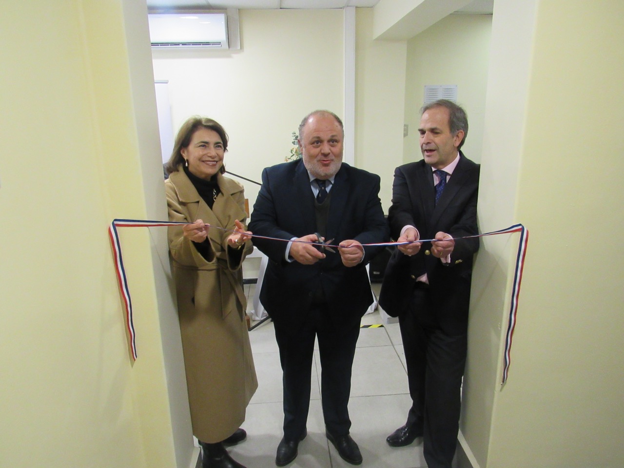 Inauguran Clínica Jurídica y Centro de Atención Psicológica UST Los Ángeles con emotivo homenaje