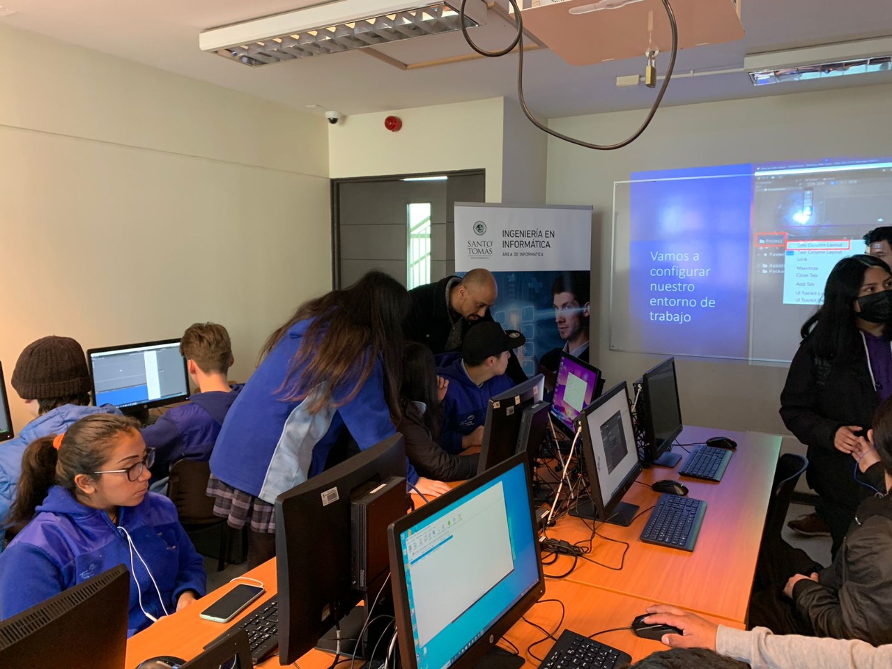 Estudiantes del Liceo INSUCO participan de Taller de Video Juegos 2D en Santo Tomás Temuco
