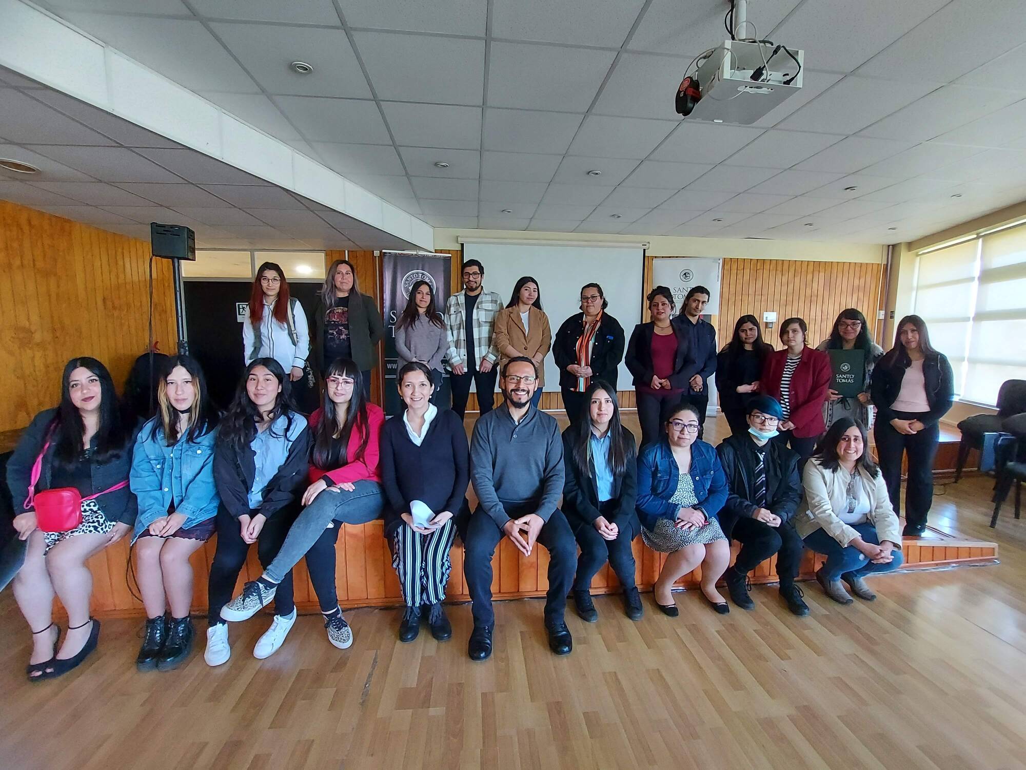 Técnico en Veterinaria: Encuentro de Egresados reunió a titulados en torno a los desafíos de la carrera