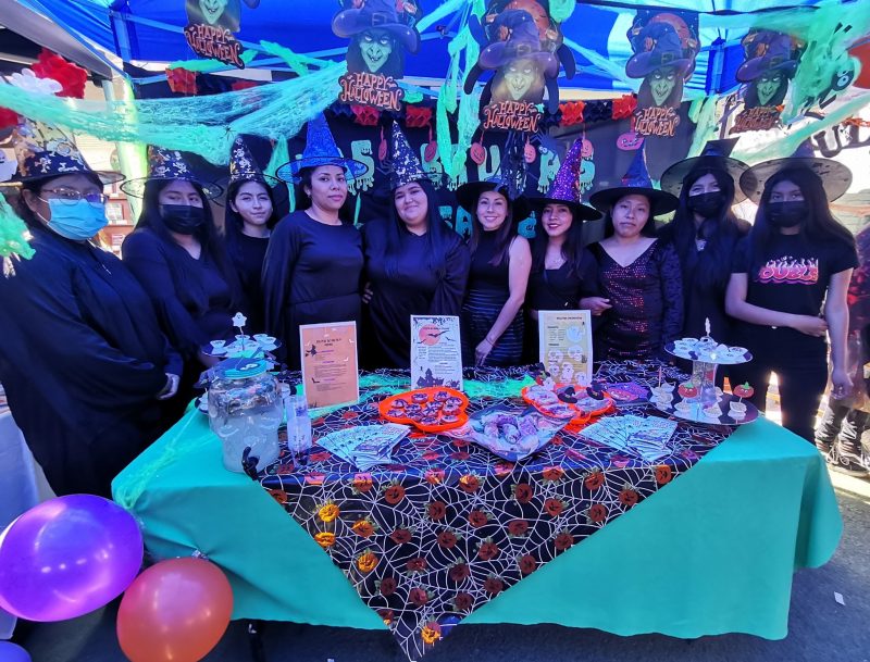 Estudiantes de enfermería realizaron una feria saludable alusiva a Halloween