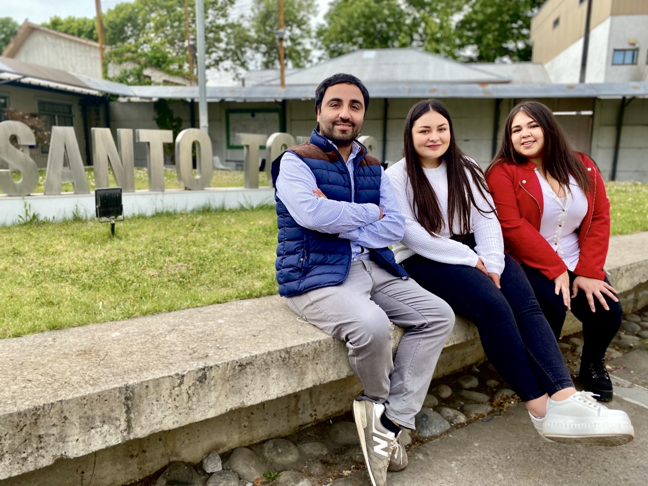 Estudiantes del área Recursos Naturales STLA presentan innovador tatuaje QR para mascotas