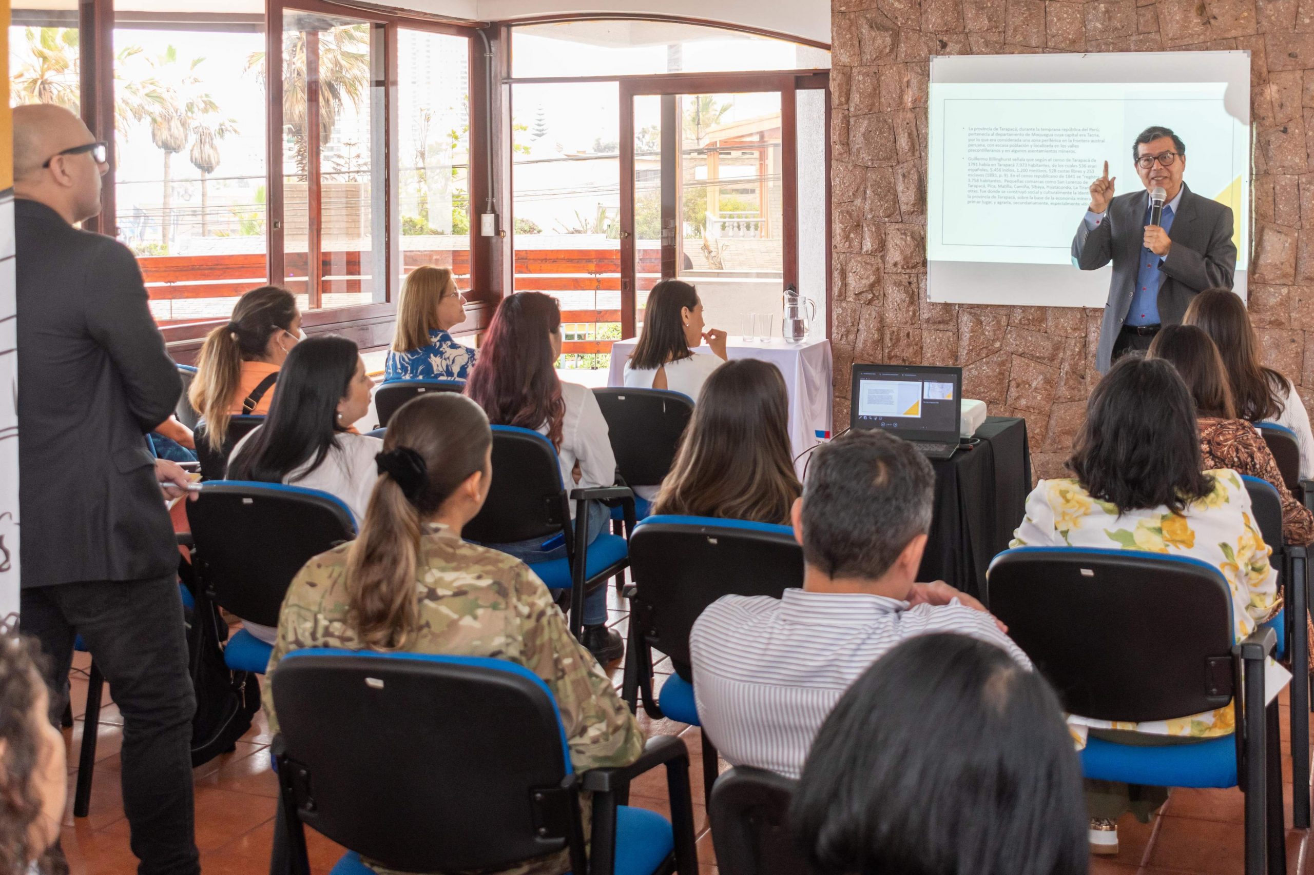 Área de Ciencias Sociales de Santo Tomás realiza primera Mesa de Migración y Género