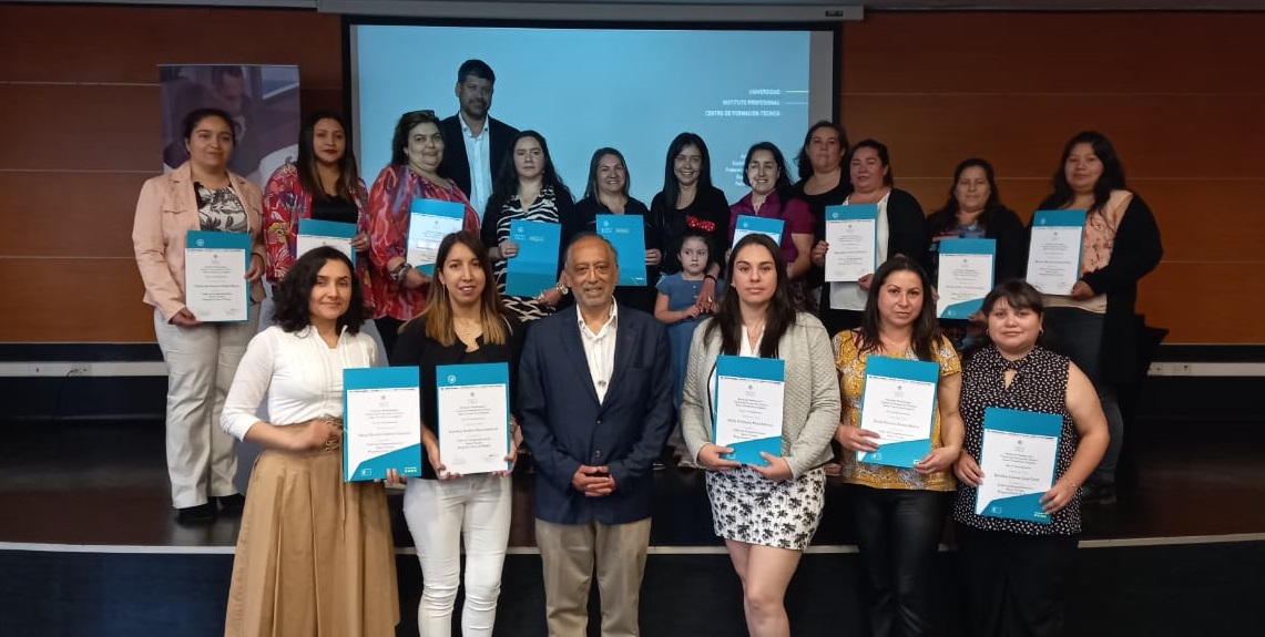 Emprendedoras del programa Mujeres jefas de hogar se capacitan para mejorar gestión de su negocio