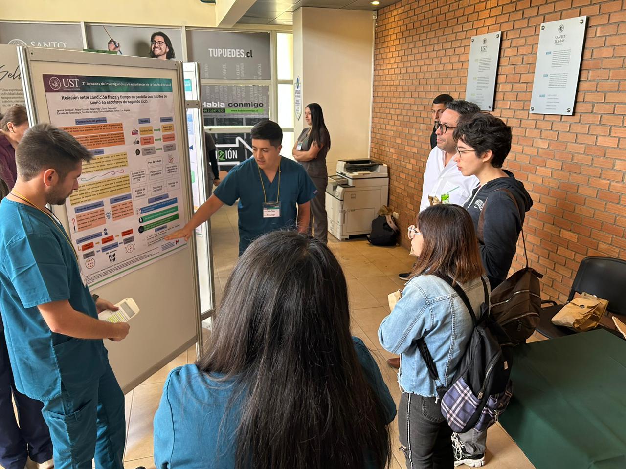 Presentaciones orales, conferencias y exposición de póster en las II Jornadas de Investigación de la Facultad de Salud UST Los Ángeles