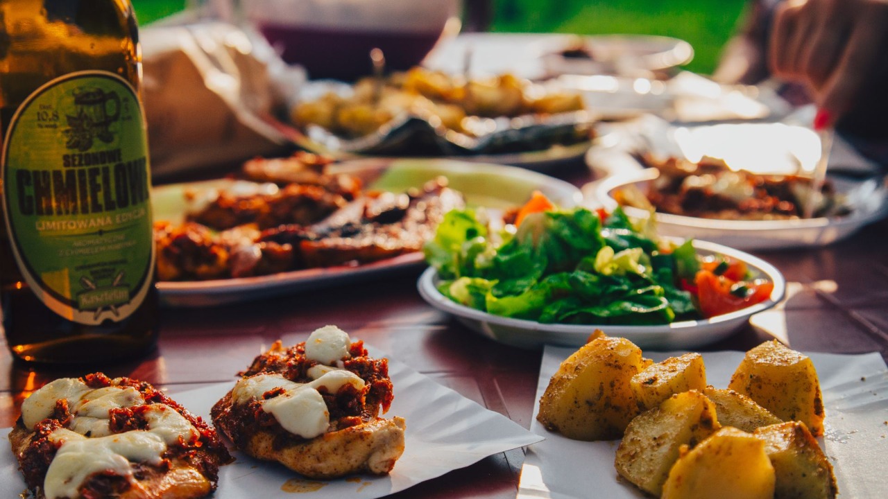 Año nuevo: Recomendaciones para mantener una dieta saludable y equilibrada