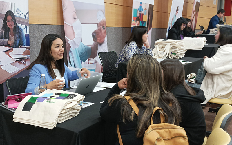 Nuevas estudiantes de sede Viña del Mar comentan por qué escogieron Universidad Santo Tomás