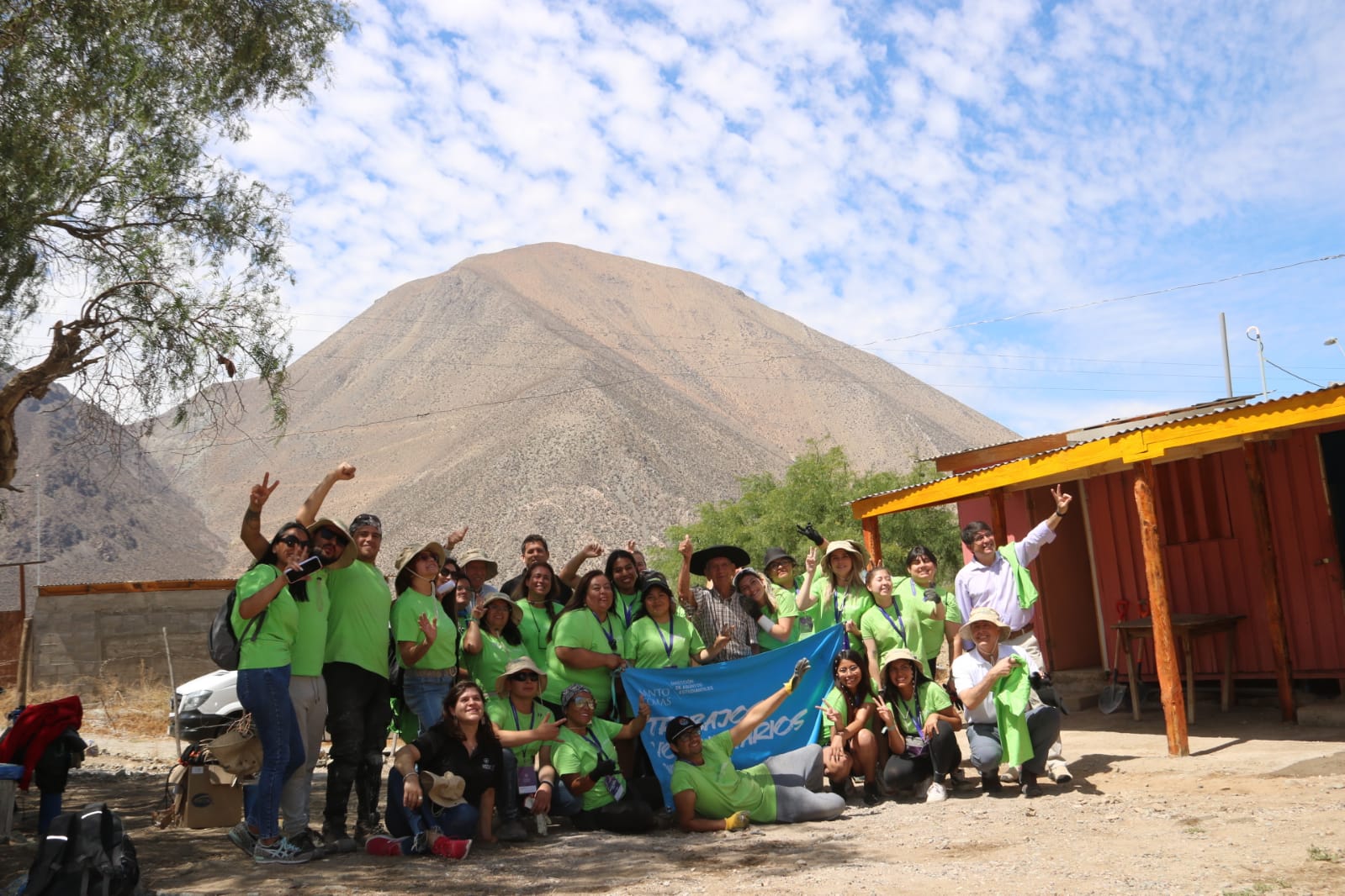 25 familias de Vicuña mejoraron sus viviendas gracias al trabajo de estudiantes voluntarios de Santo Tomás