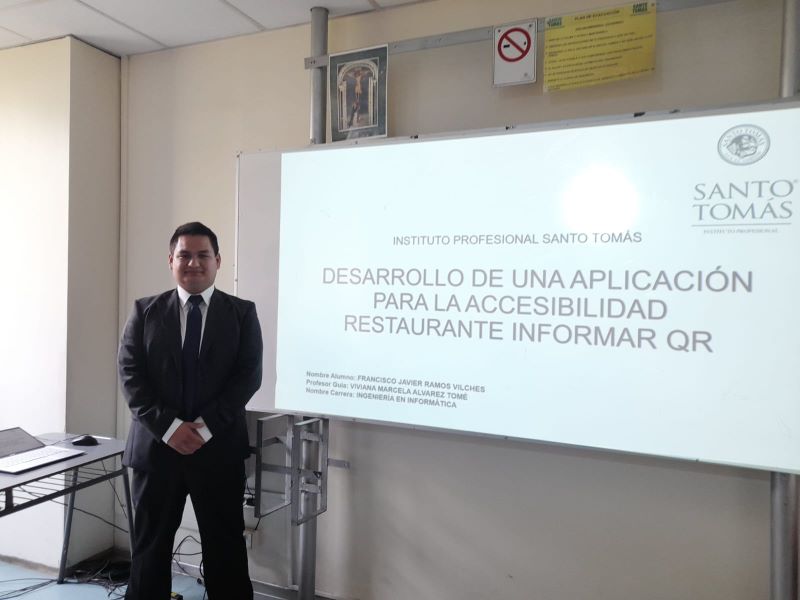 Ingeniería en Informática realizó primer examen de título en lengua de señas