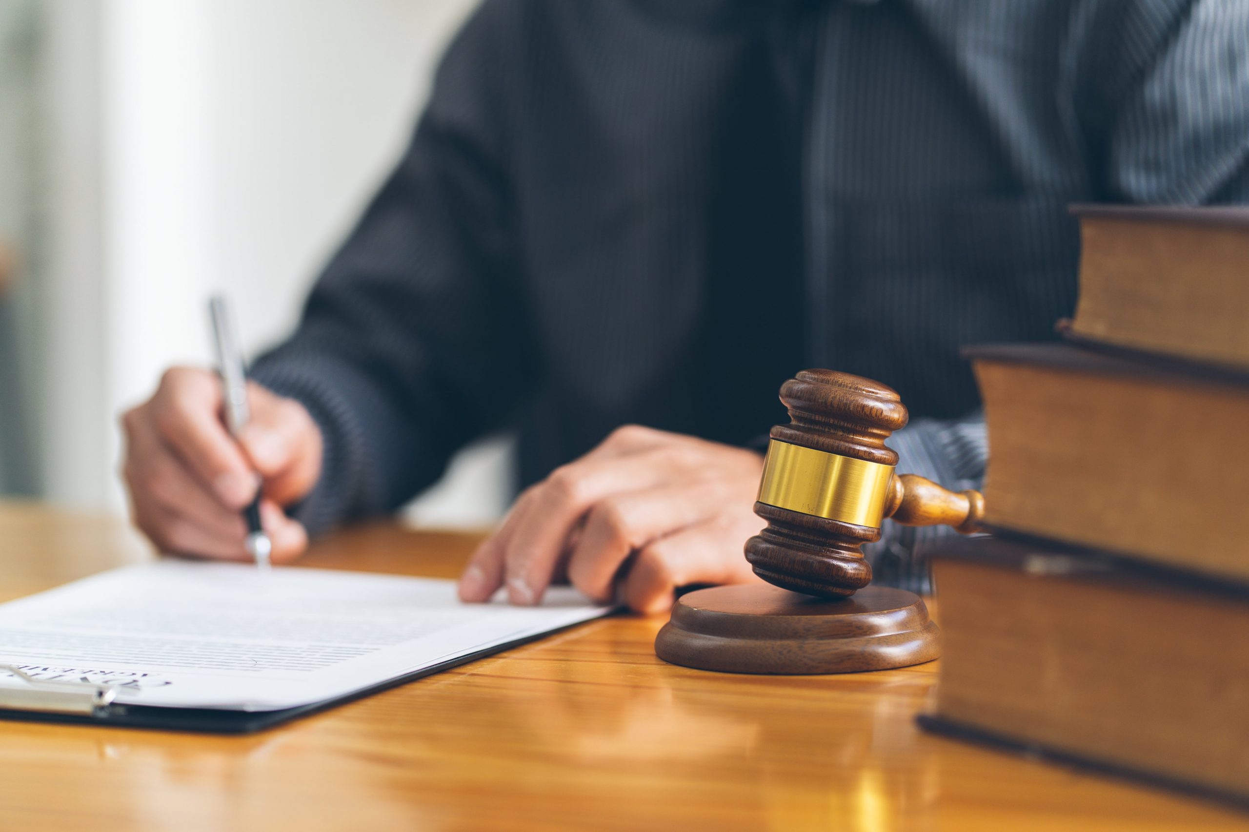 Investigador UST de Derecho Penal se adjudica proyecto Fondecyt de Iniciación