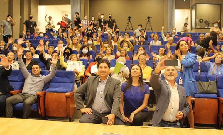 Personas mayores repletaron Simposio Internacional de Innovación Social en Gerontología en Antofagasta