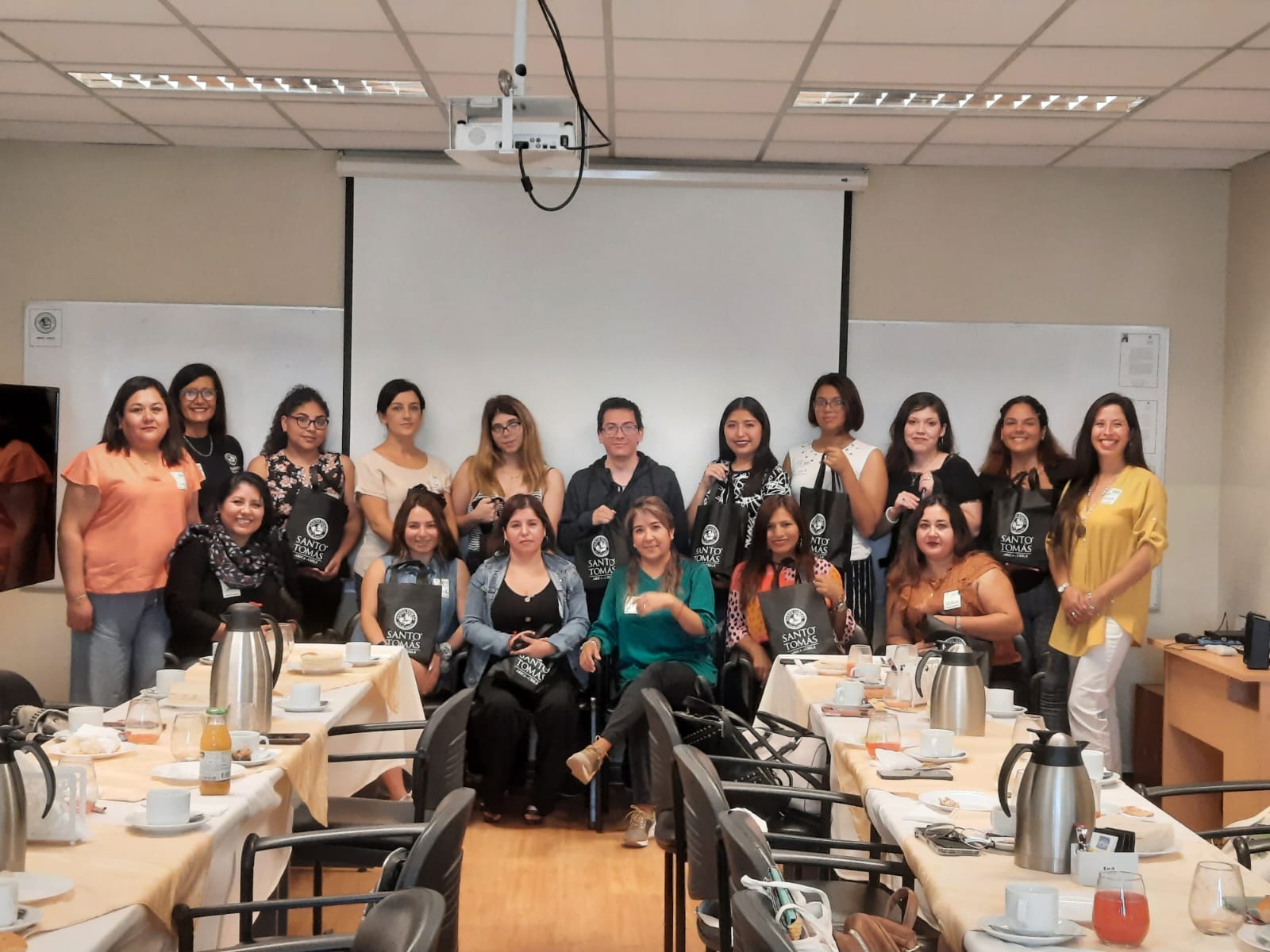 Con desayuno de bienvenida Santo Tomás Sede Arica recibió a nuevos estudiantes 2023