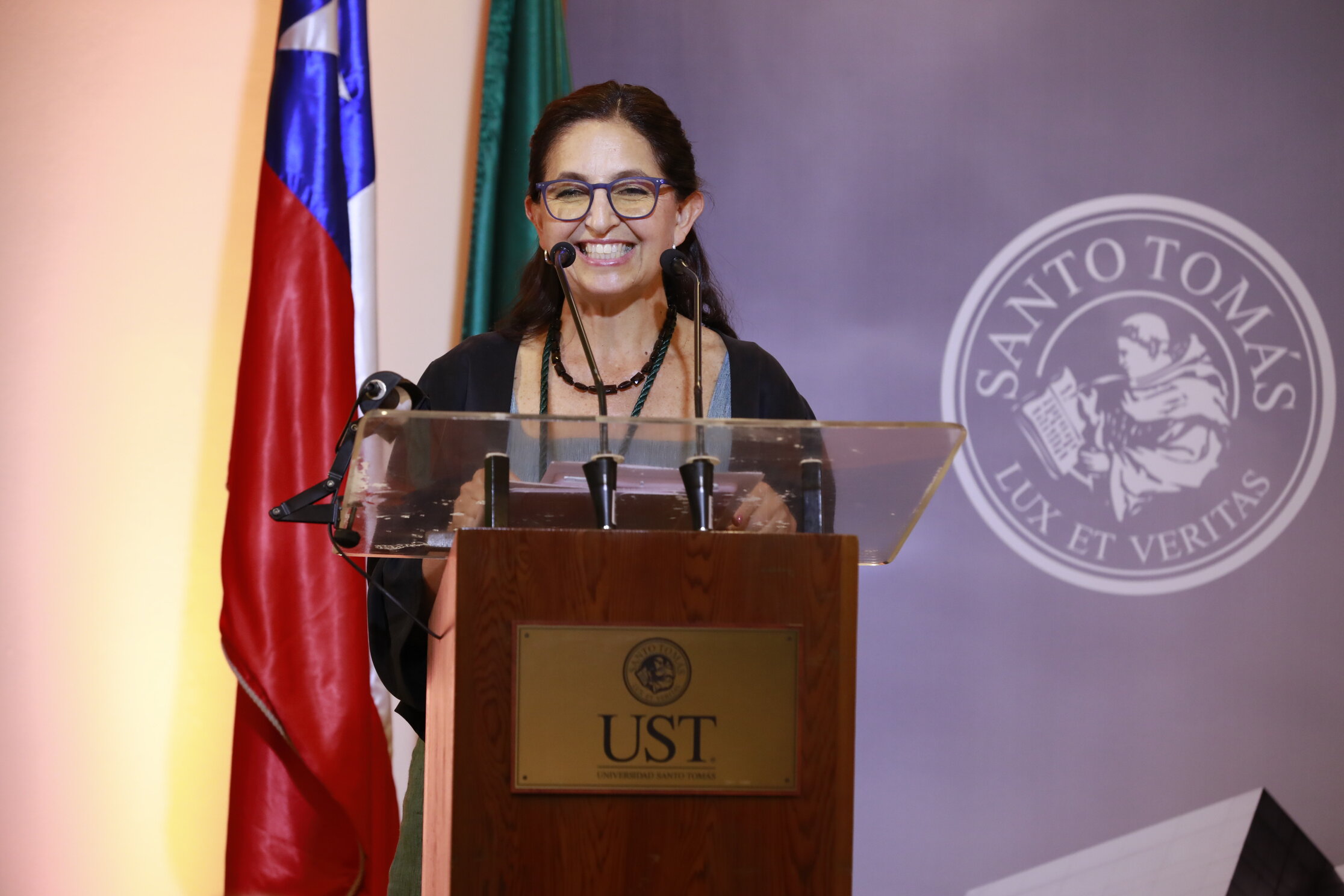 Claudia Peirano Rodríguez es investida como nueva Rectora Nacional de la Universidad Santo Tomás