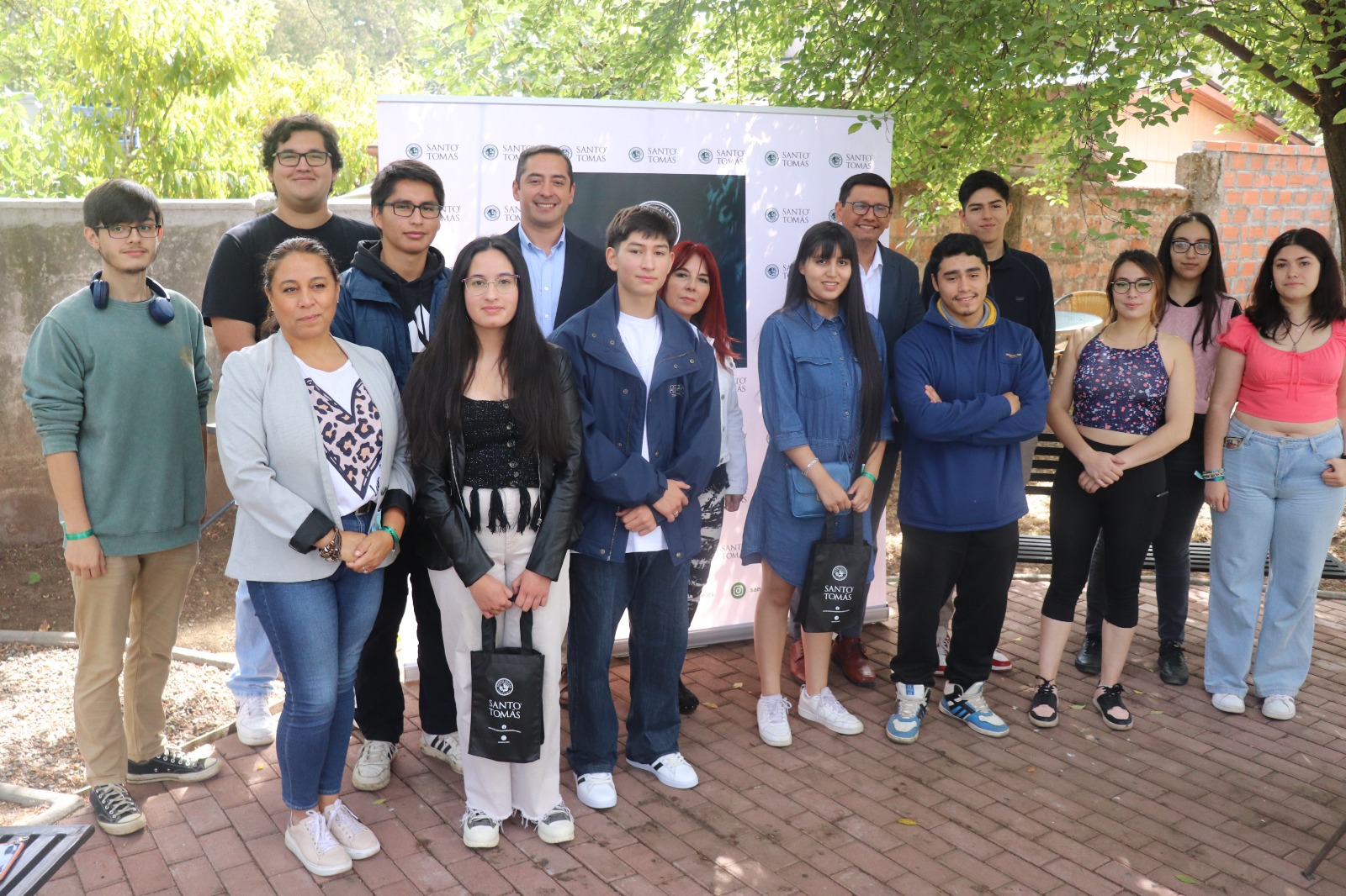 Estudiantes con mejores puntajes de ingreso a UST Los Ángeles entregaron sus claves de éxito académico