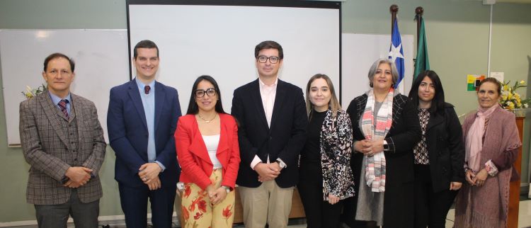 Derecho UST imparte seminario internacional para analizar el impacto de las energías renovables en la industria farmacéutica