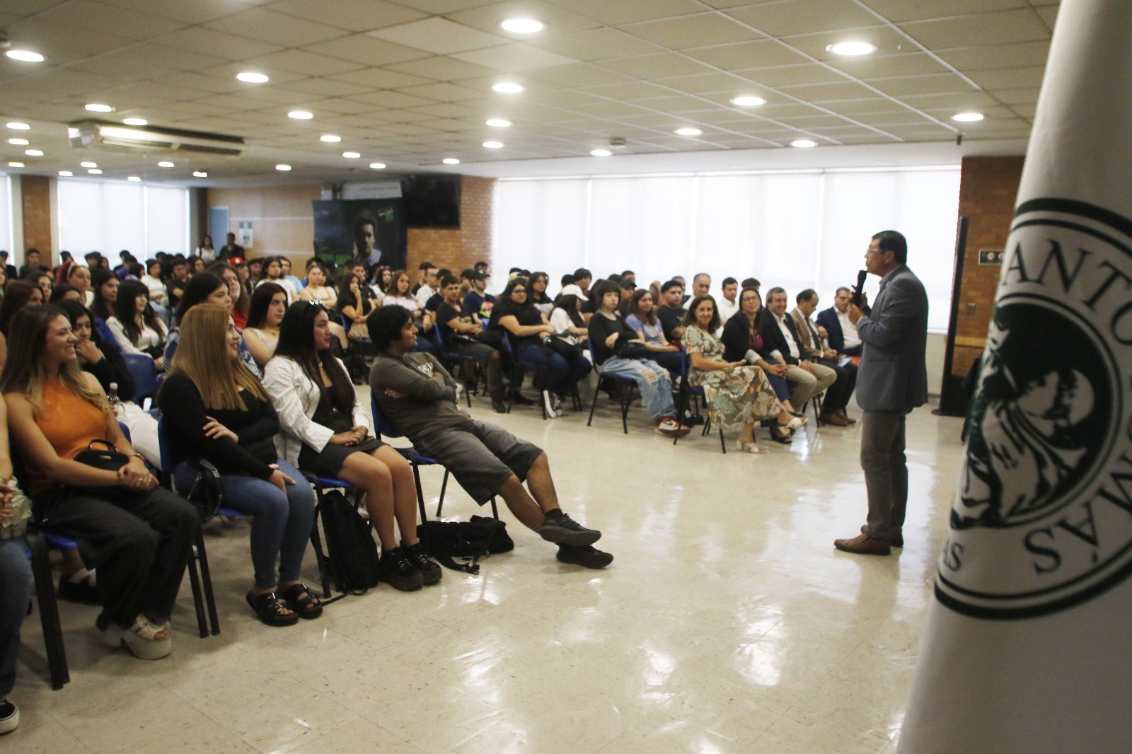 Santo Tomás Talca recibe a sus nuevos estudiantes Admisión 2024