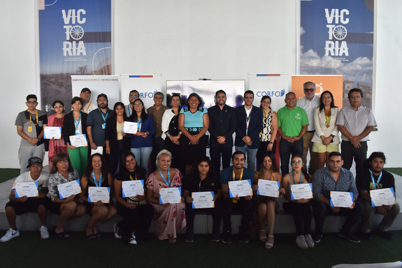 Santo Tomás Sede Iquique y CORFO certificaron a 30 Emprendedores de Incuba GT