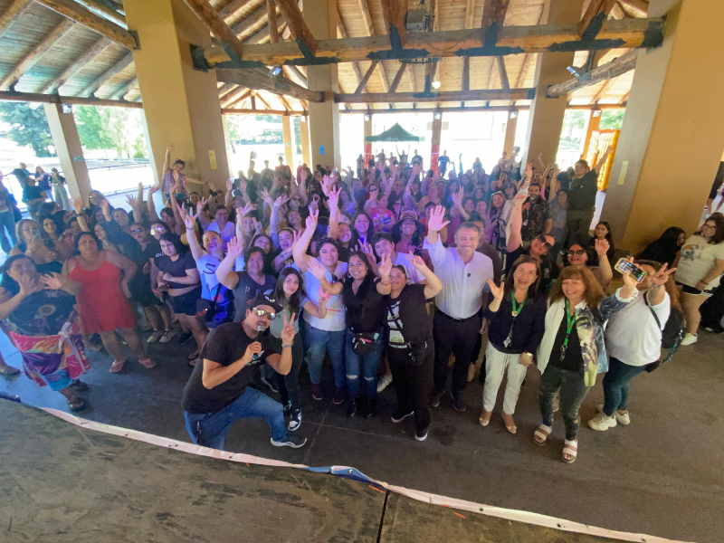 Tomasinos de Puente Alto disfrutaron de bienvenida en balneario municipal