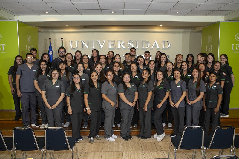 Ceremonia de Investidura de Terapia Ocupacional UST Santiago 2024