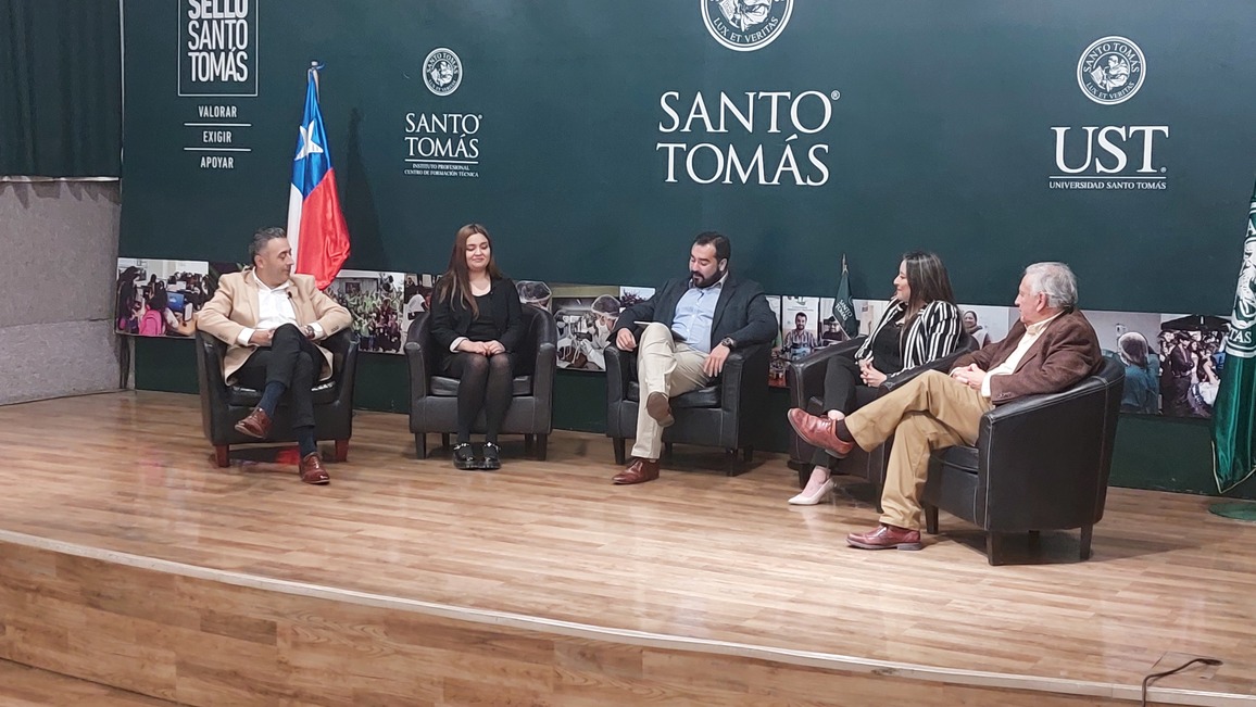 Presentan proyecto emblemático “Educando con ellos” en Programa Vinculados