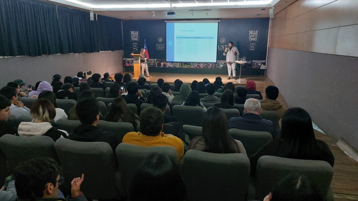 Comunidad de Santo Tomás Concepción participó en exposición de resultados de radiografía de género en el Biobío