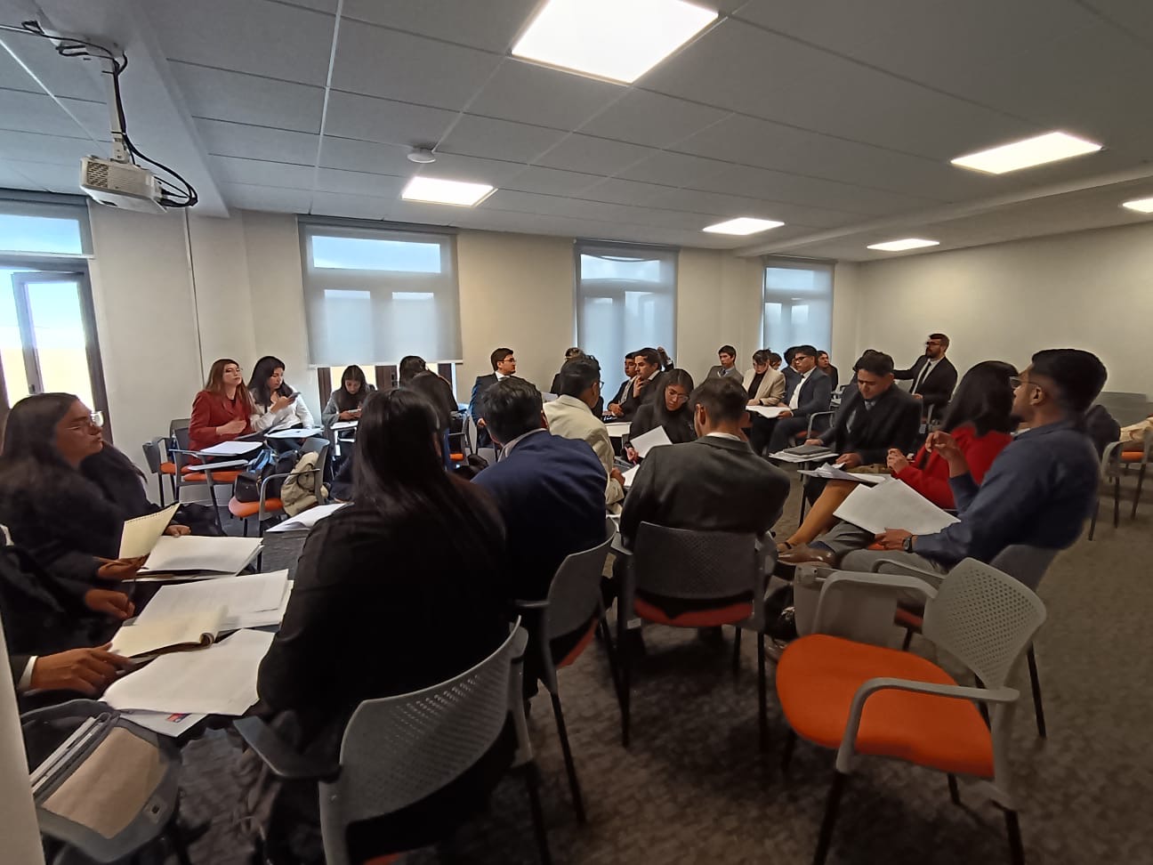 Alumnos de Derecho de Santo Tomás La Serena son parte de taller de la ley 21.430 impartido por Corporación de Asistencia Judicial