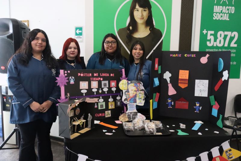 Con feria expositiva sobre la figura de Marie Curie estudiantes difundieron el Tema Sello 2024