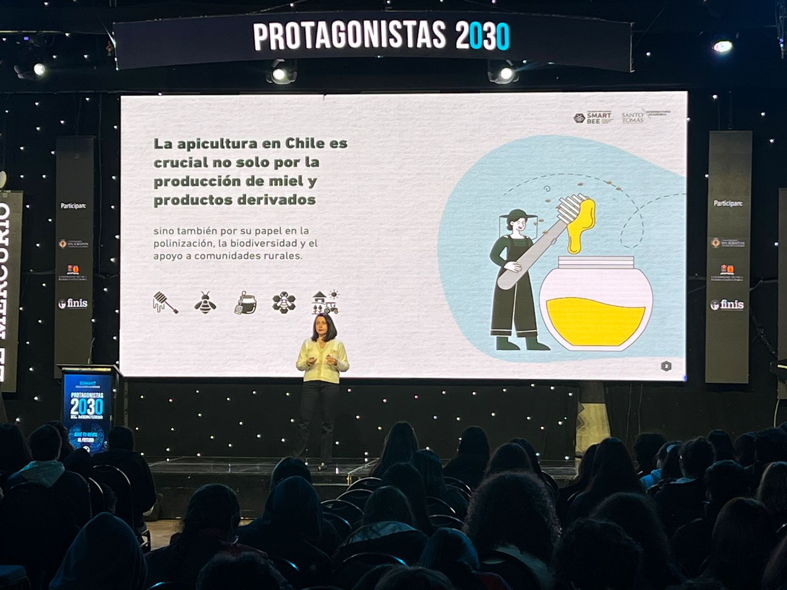 SmartBee entusiasmó a estudiantes en Protagonistas 2030