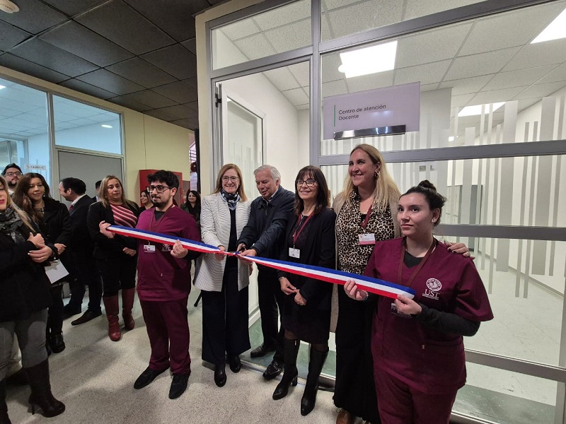 Inauguración de Clínica Oftalmológica en UST Santiago: "El aprender haciendo es lo más importante para nosotros"