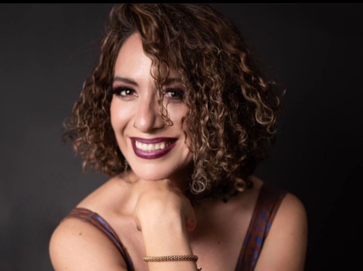 Egresó de Santo Tomás Los Ángeles y hoy triunfa en Nueva York con su academia de Tango