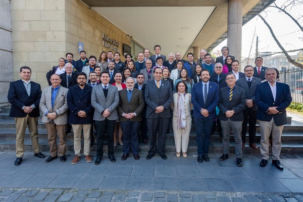 Decano de la Facultad de Ingeniería participa en relevante protocolo de colaboración entre Condefi y CNA-Chile