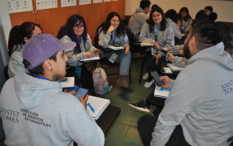Escuela de Líderes en Santo Tomás Viña del Mar: una oportunidad para aprender, compartir y desarrollar habilidades