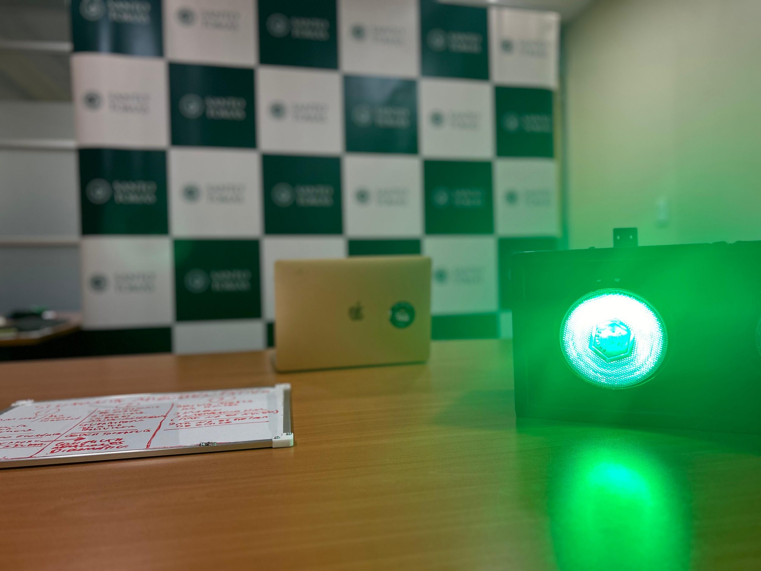 Santo Tomás Los Ángeles listo para destacar en el Torneo Nacional de Debates