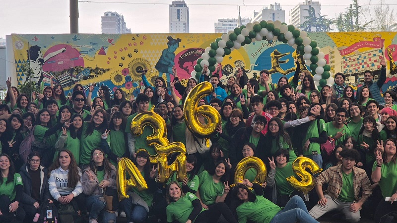UST celebró 36 años