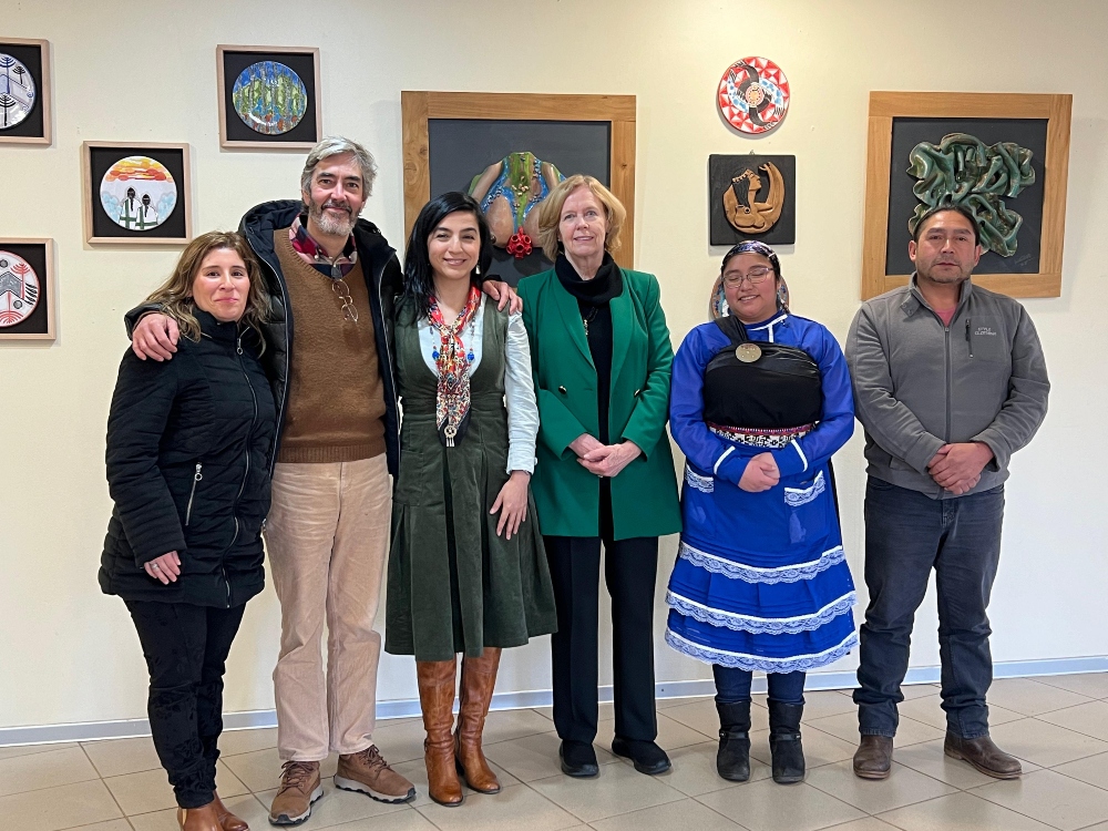 “Pu Rali en Mayólica Mapuche”: Por la artista Yessica Huentemán se presenta en Santo Tomás en el Arte