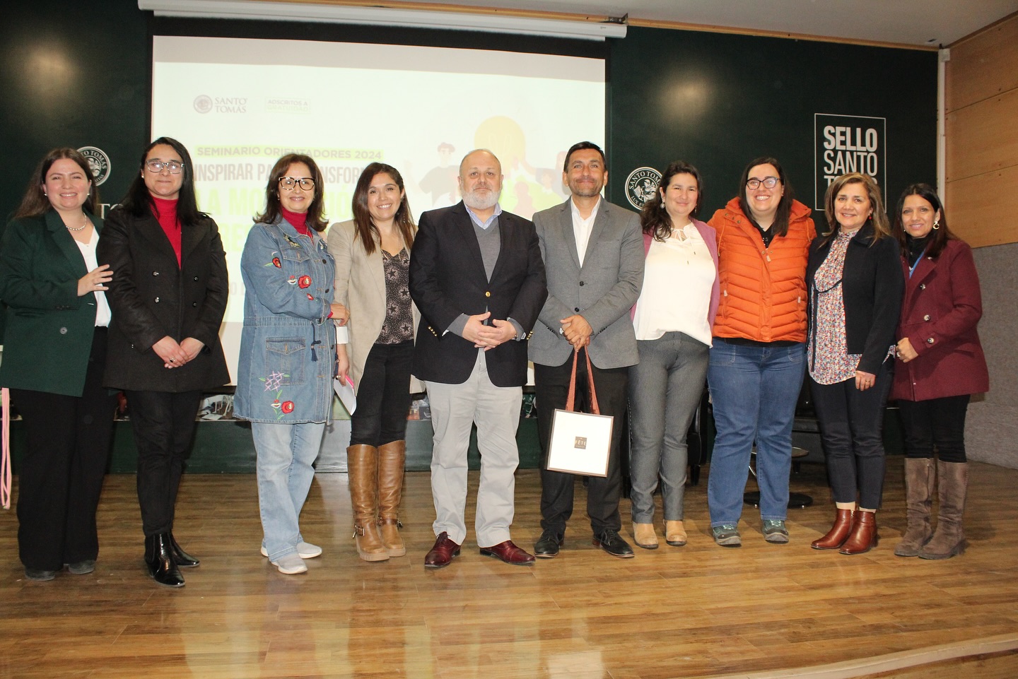 Santo Tomás fortalece la orientación educativa en Ñuble con seminario interregional sobre motivación y resiliencia