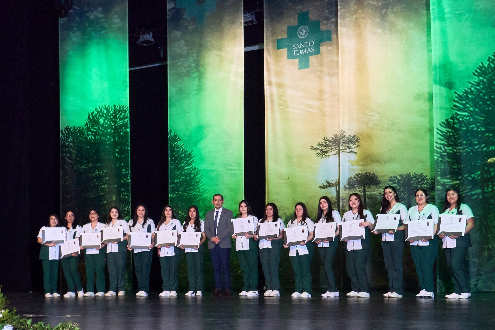 El Centro de Formación Técnica e Instituto Profesional Santo Tomás Temuco celebra la graduación de nuevos técnicos profesionales