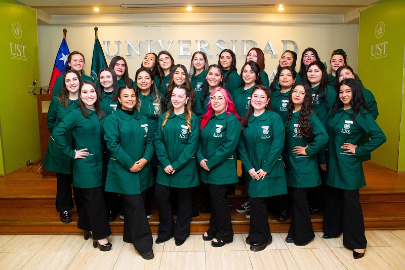 Ceremonia de Investidura de Pedagogía en Ed. Parvularia 2024: "Queremos ser un aporte para la educación inicial"