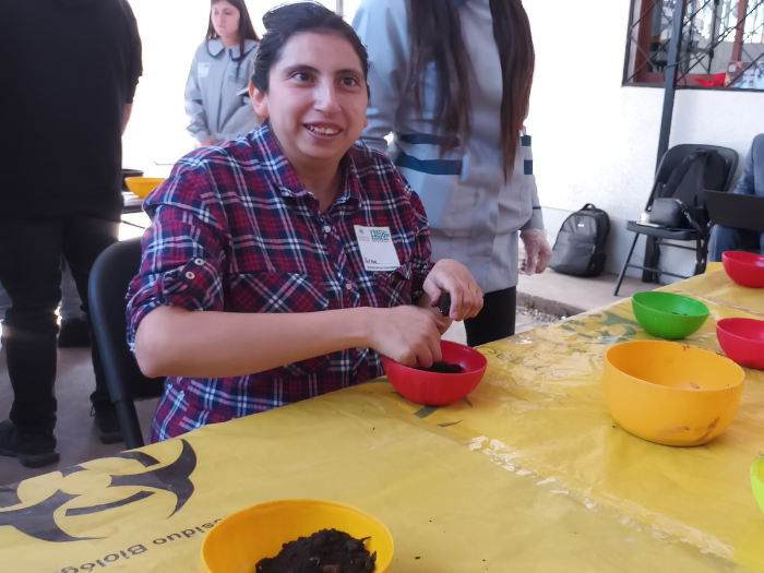 Aprende Emprende impulsa habilidades productivas en la Casa de Discapacidad de Puente Alto