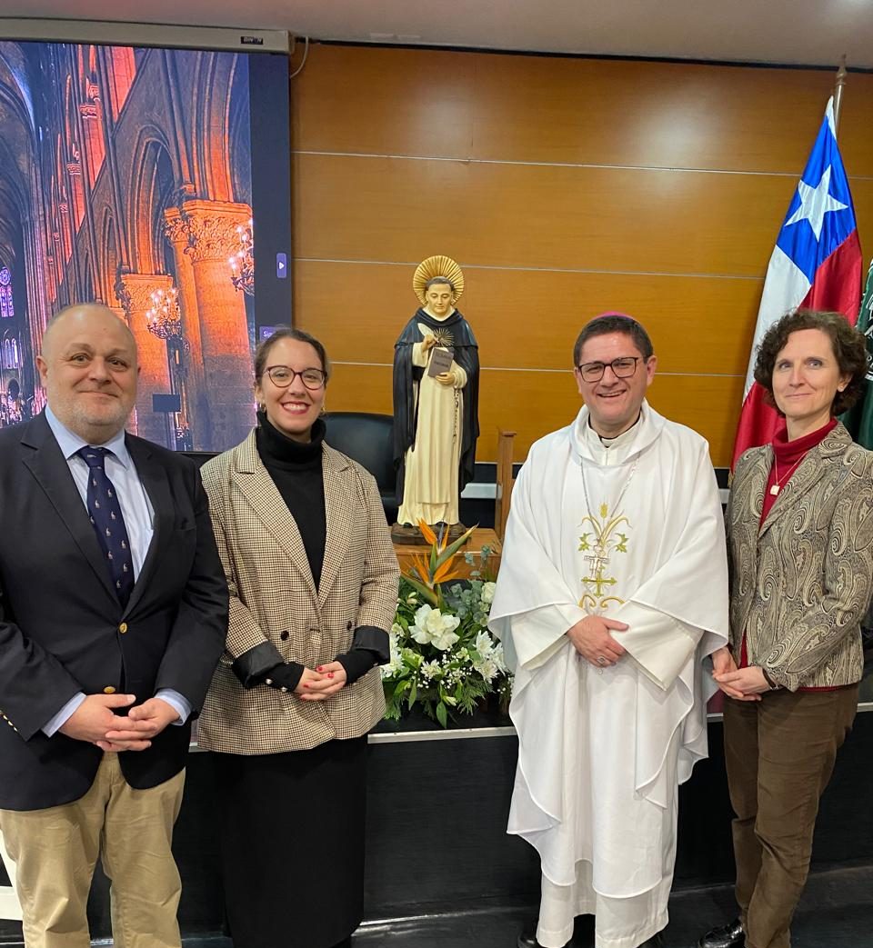 Autoridades Nacionales Visitan Santo Tomás Los Ángeles: Refuerzo de la Identidad y Formación Tomasina