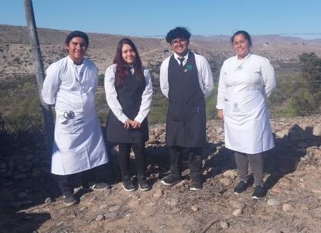 Estudiantes de Gastronomía de Santo Tomás Copiapó participaron en la producción y preparación de almuerzo brindado a sommeliers y propietarios de restaurantes de Sao Paulo que visitaron nuestra región