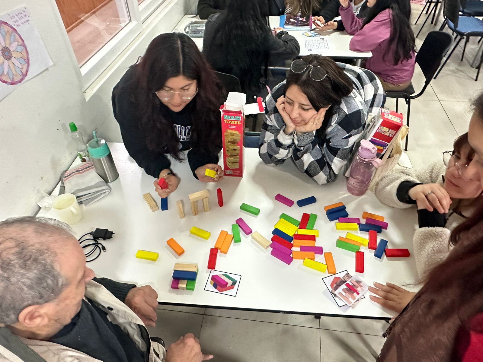 Estudiantes de Psicopedagogía realizaron intervención de estimulación cognitiva a adultos mayores del Hogar de Cristo
