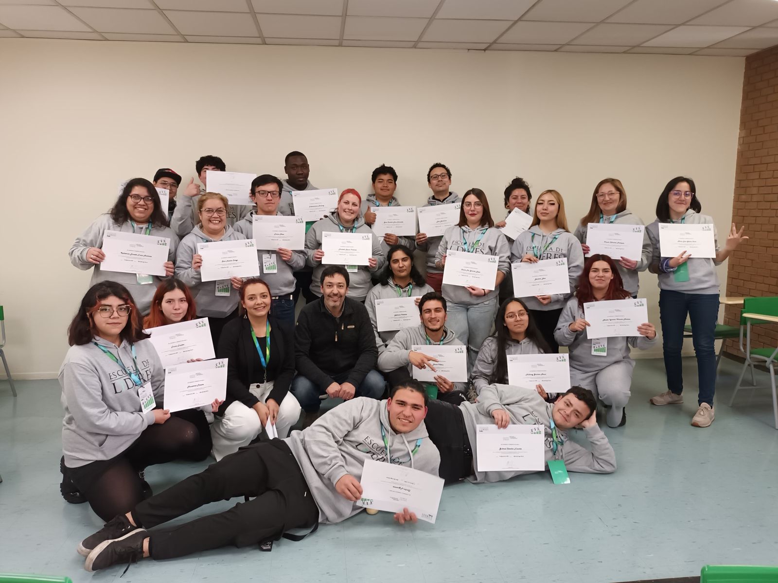 Escuela de Líderes: Santiago Centro recibe a sus estudiantes en una jornada de actividades y trabajo en equipo