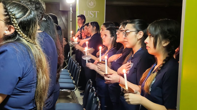 Ceremonia de Investidura de Enfermería 2024: "Desde ahora se relacionarán con otros a un nivel profundo"