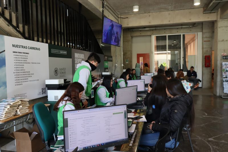 Santo Tomás Ovalle inicia proceso de admisión 2025 con gran interés de estudiantes por matrícula gratis