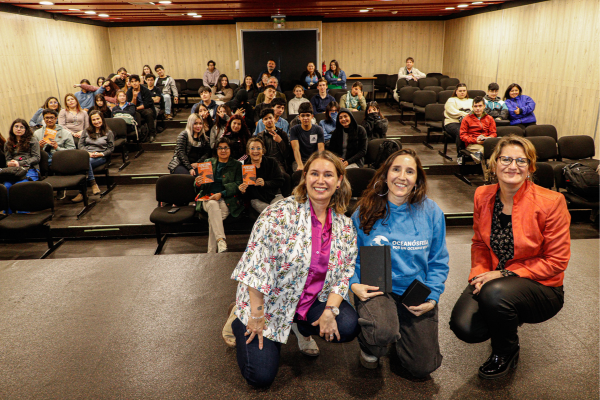 En el Día de la Ciencia la UST organizó la charla “En el Océano nacen las Estrellas”
