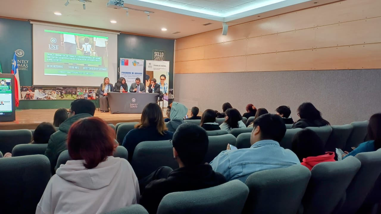 Carreras de Derecho y Trabajo Social organizan seminario sobre Crianza Compartida