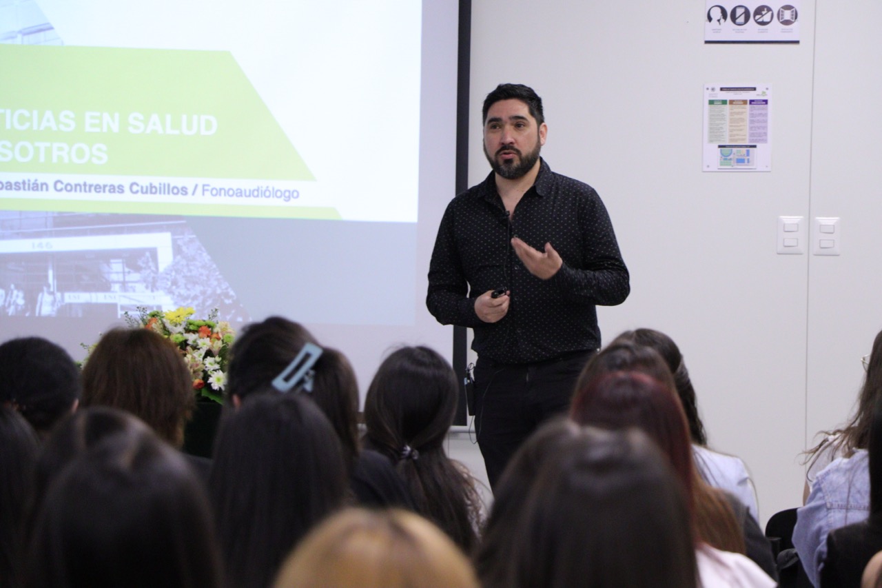 Carrera de Fonoaudiología de la UST Talca realizó conferencia clave sobre la comunicación de malas noticias en el ejercicio profesional