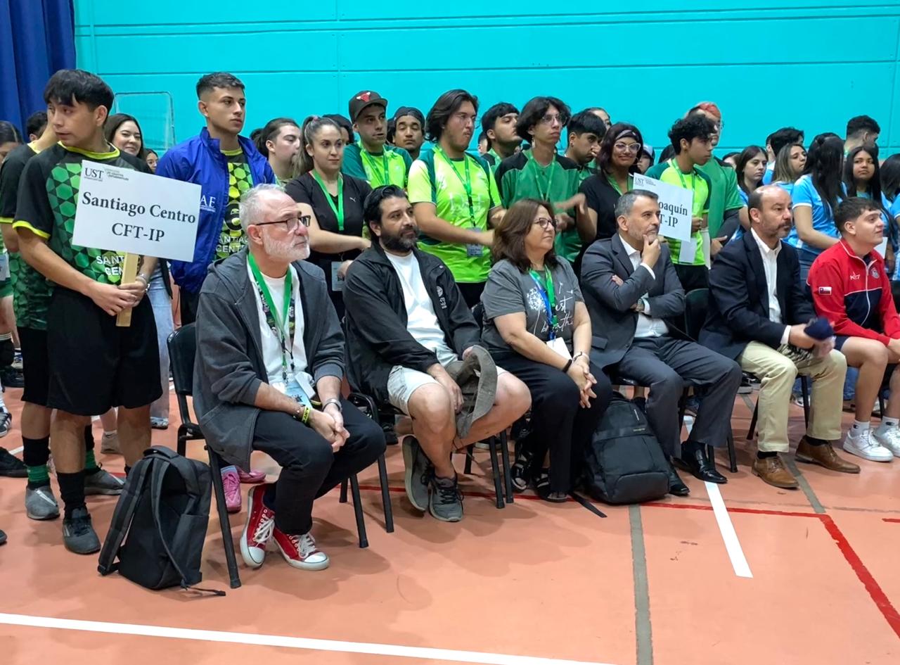 Sede Santiago Centro celebra su destacada participación en las Olimpiadas Deportivas 2024